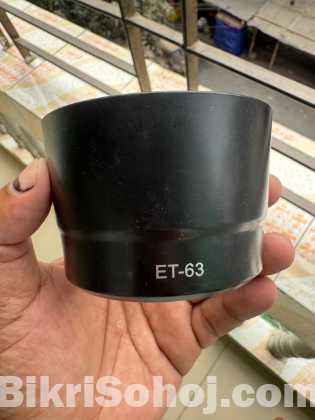 Canon 70D Camera + 15-55 lens Battery Grip 2 & Memory Card